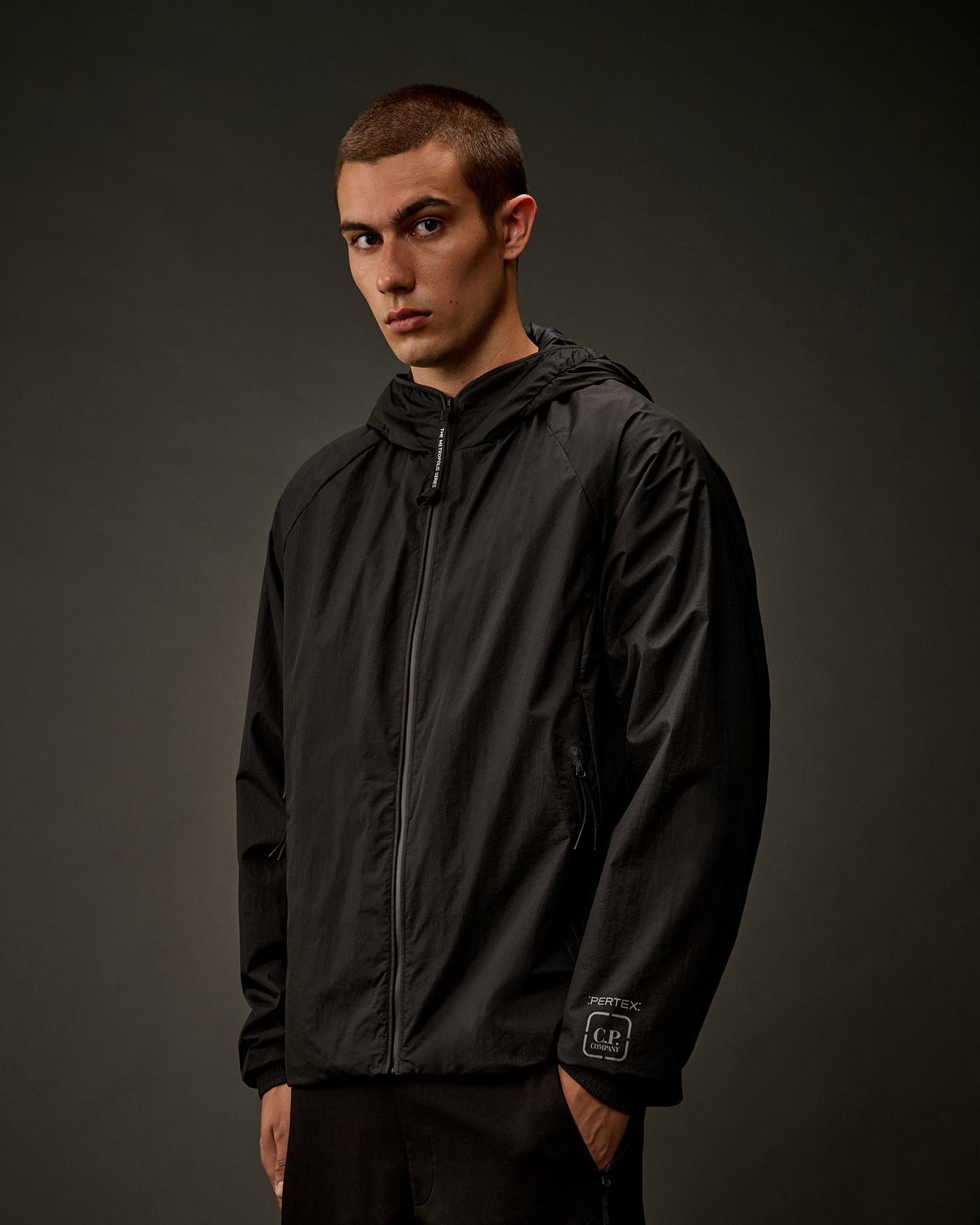C.P. COMPANY - Veste légère Pertex NOIRE Metropolis series