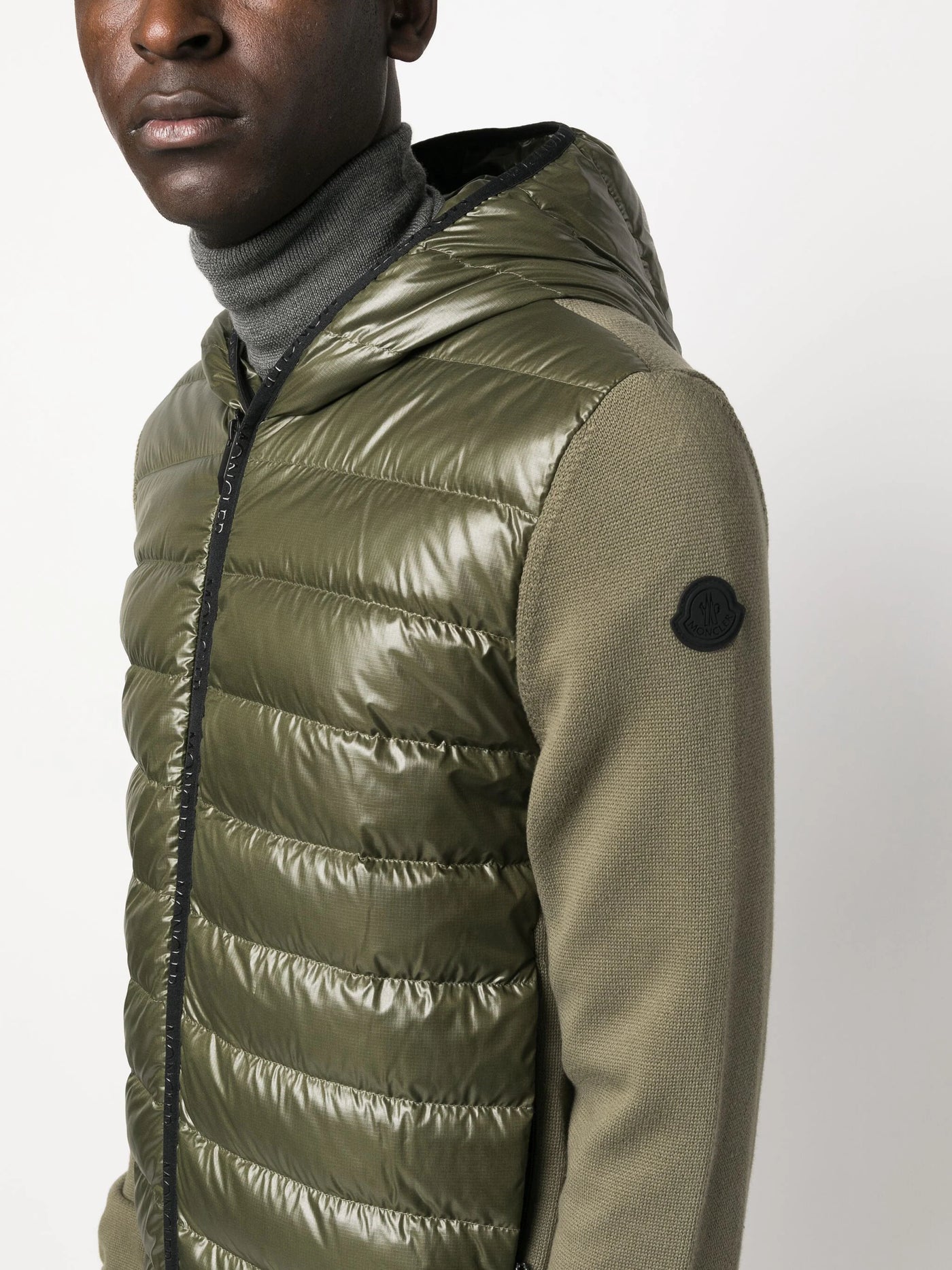 MONCLER - Cardigan à capuche