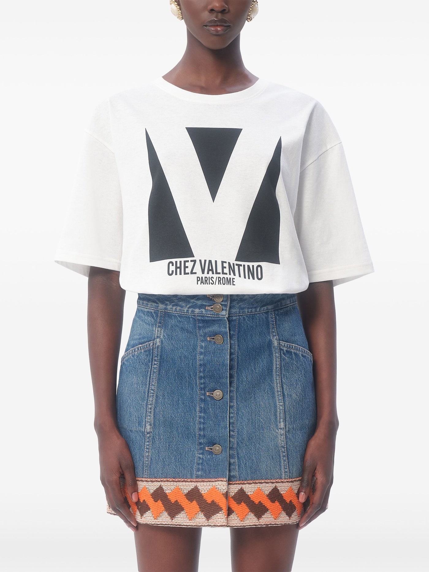 VALENTINO - T-SHIRT EN JERSEY DE COTON À IMPRIMÉ CHEZ VALENTINO