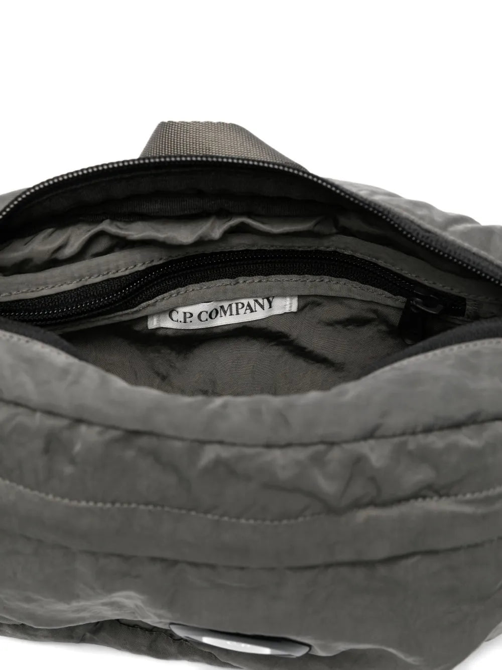C.P. Company - sac banane à détail verre de lunette signature