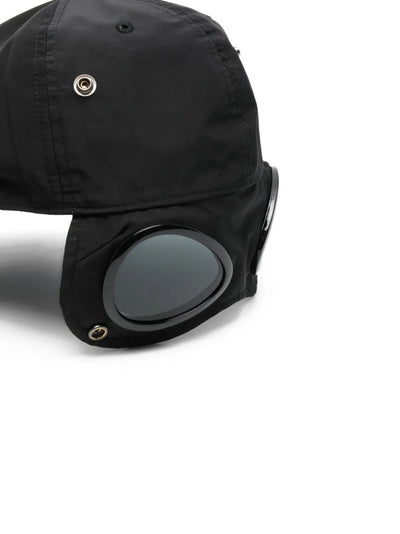 C.P. COMPANY - Casquette noire à goggle