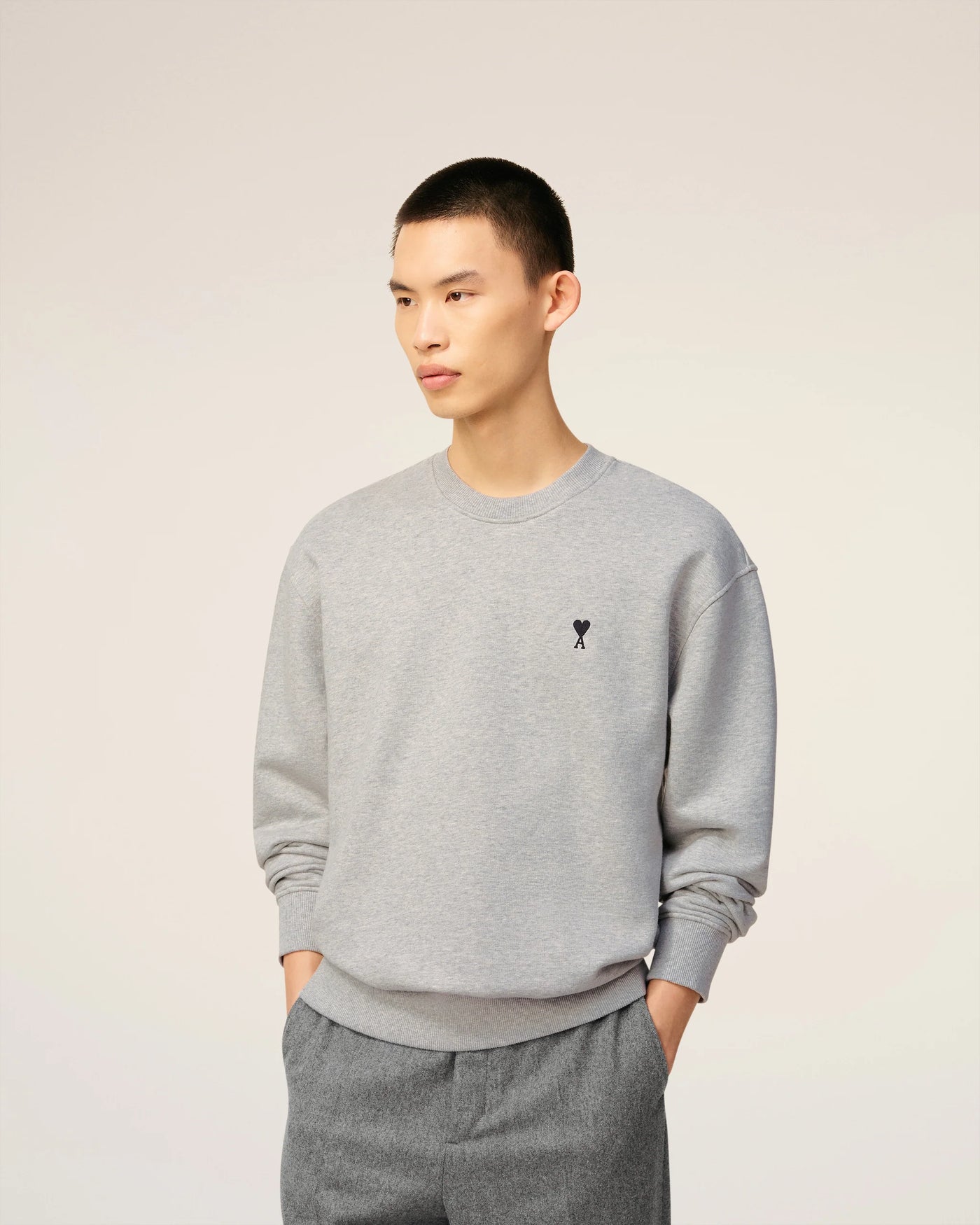 AMI PARIS - Crewneck ami de coeur gris