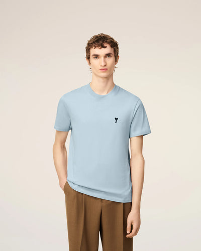 AMI PARIS - Tee-shirt bleu ciel à petit logo noir