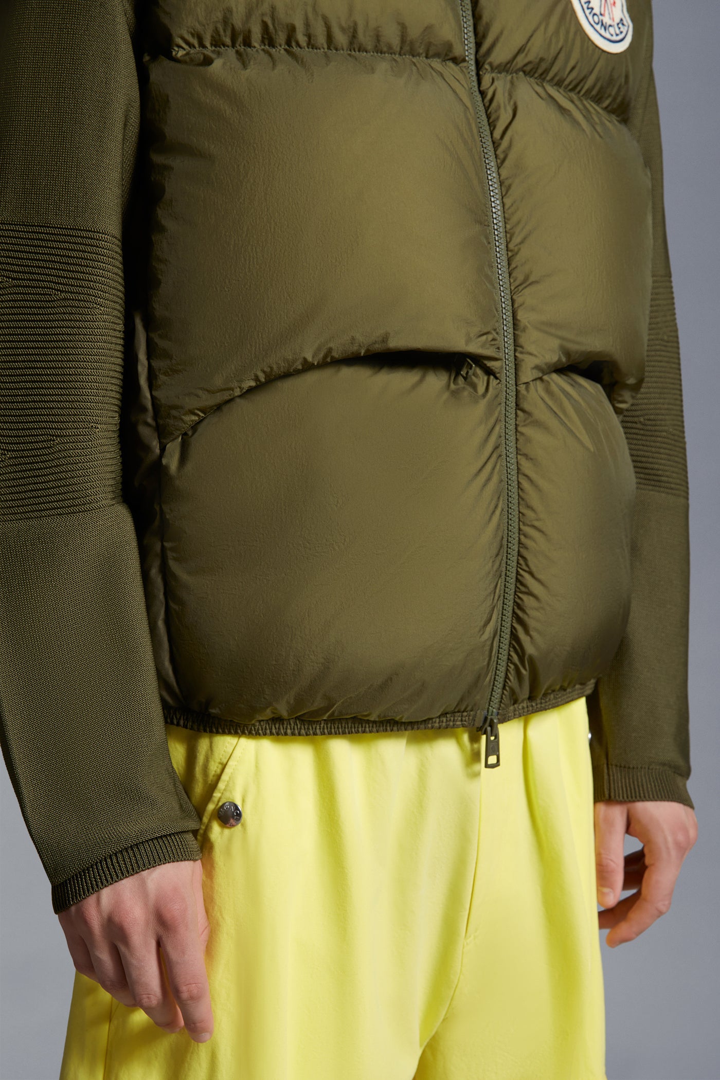 MONCLER - Cardigan matelassé kaki