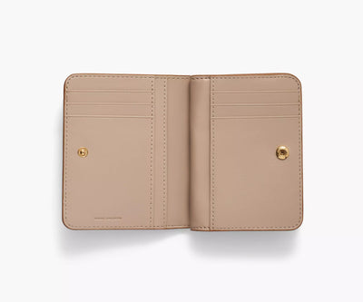 MARC JACOBS - The Covered J Marc Mini Compact Wallet