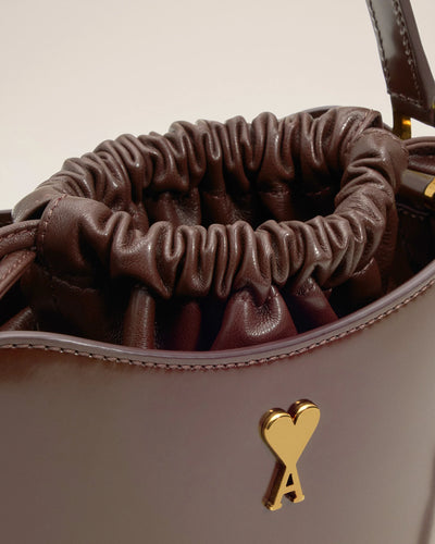 AMI PARIS - Mini sac seau Paris Paris en cuir glacé