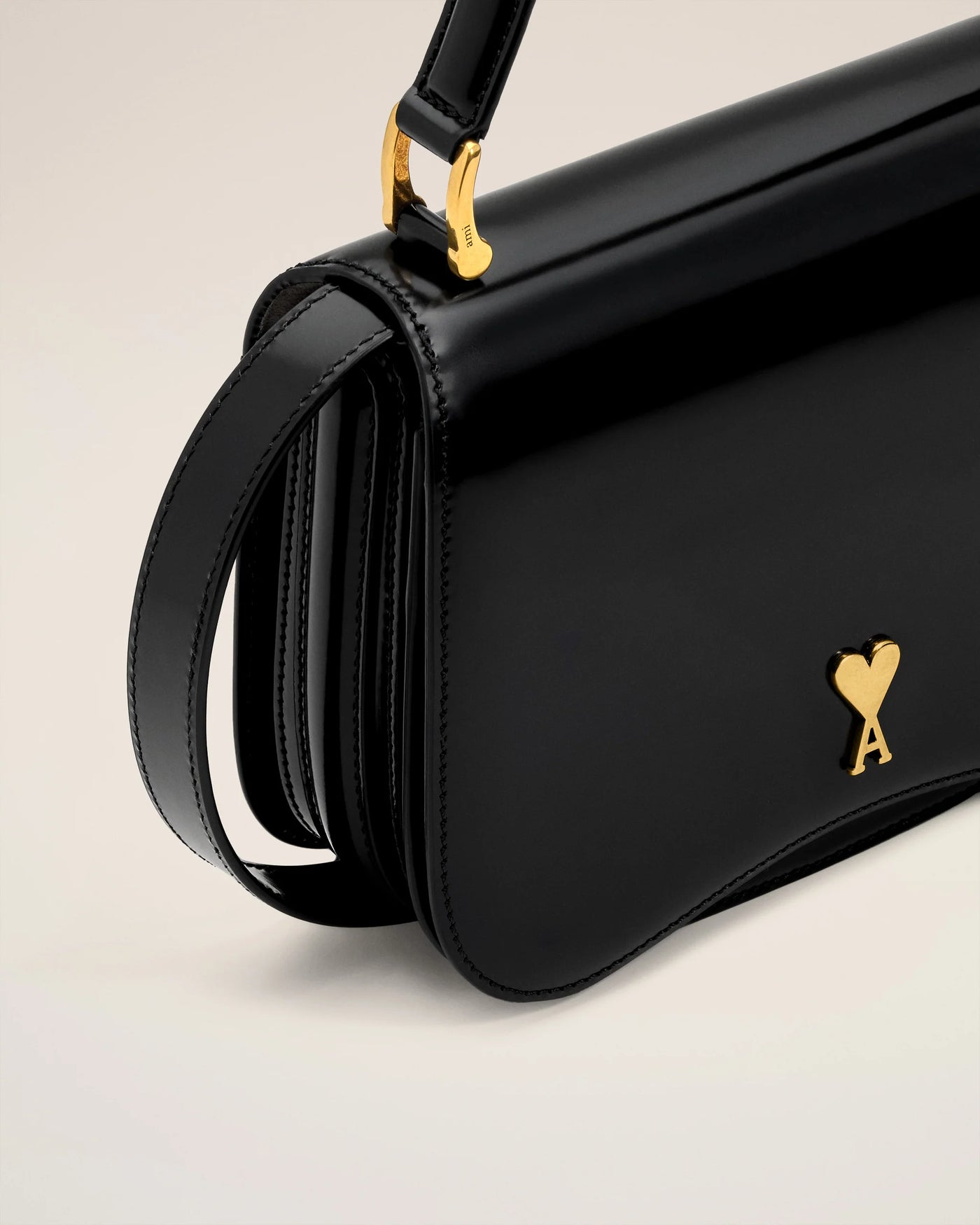 AMI PARIS - Sac top handle Paris Paris en cuir glacé