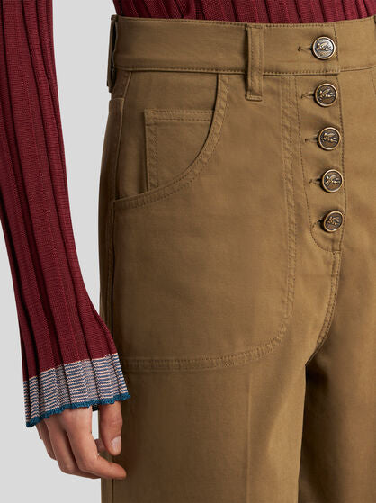 ÉTRO MILANO - JEAN FLARE EN DENIM AVEC BOUTONS PEGASO