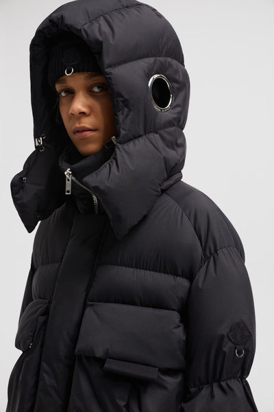 MONCLER X WILLOW SMITH - Doudoune courte Kar à capuche