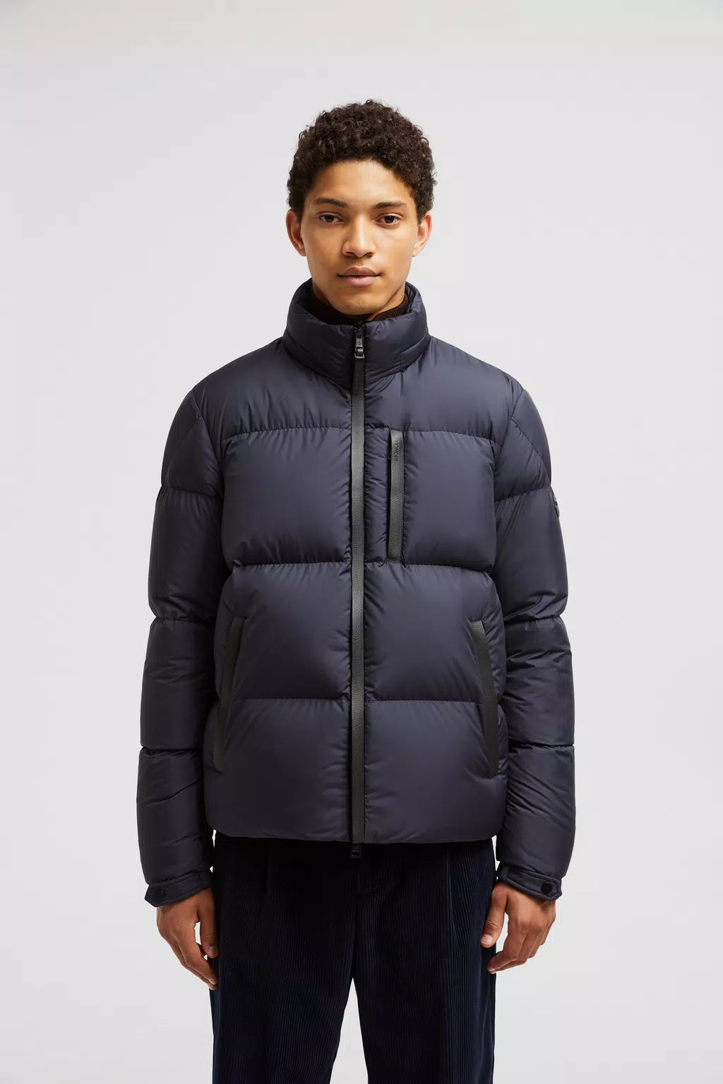 MONCLER- Doudoune courte Besbre