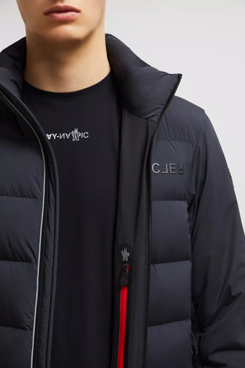 MONCLER GRENOBLE - Doudoune courte Pocol bleu nuit