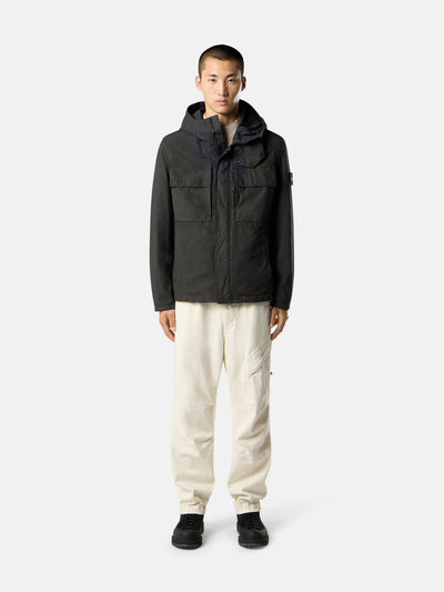 STONE ISLAND - Field jacket déperlante à capuche avec poches poitrine