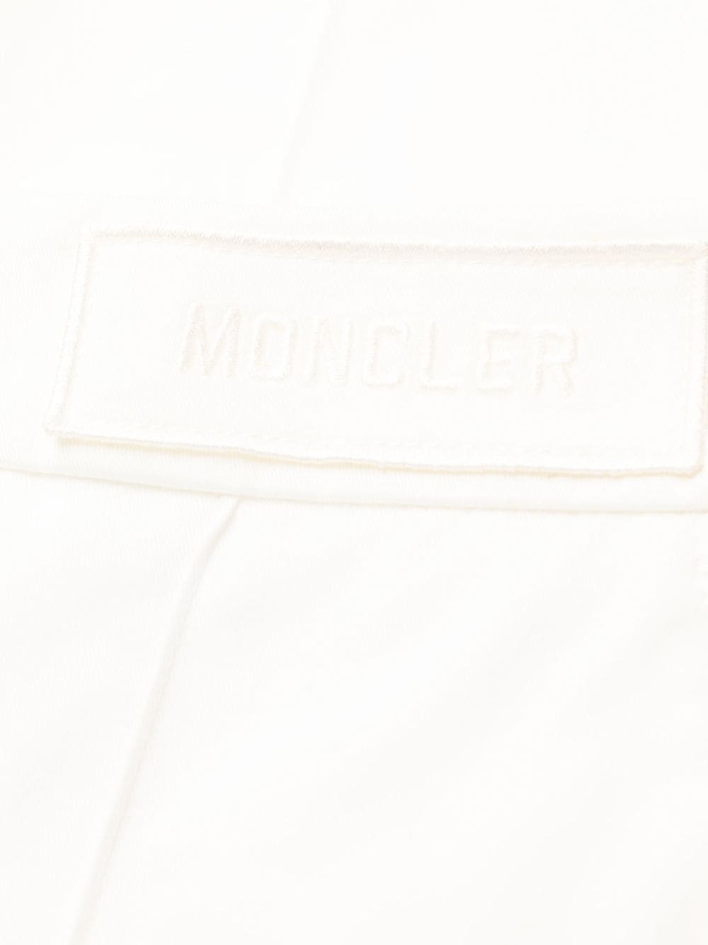 MONCLER - Pantalon en coton à coupe fuselée